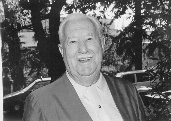 Хосе Бельо Ласьерра (Пепин Бельо) Хосе Бельо Ласьерра (Пепин Бельо)