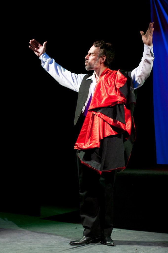 В Симферополе покажут «Любовь дона Перлимплина» по Гарсиа Лорке В Симферополе покажут «Любовь дона Перлимплина» по Гарсиа Лорке