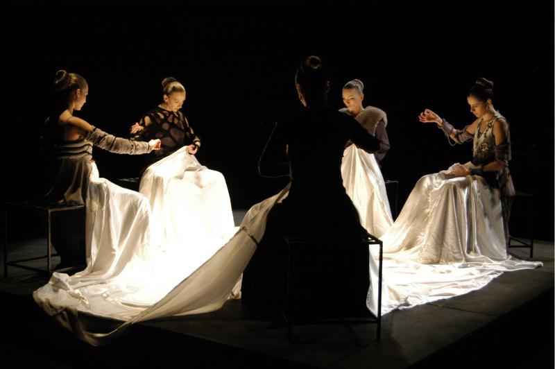 Премьера спектакля «Страсти по Аделе» по пьесе Гарсиа Лорки в Иркутске Премьера спектакля «Страсти по Аделе» по пьесе Гарсиа Лорки в Иркутске