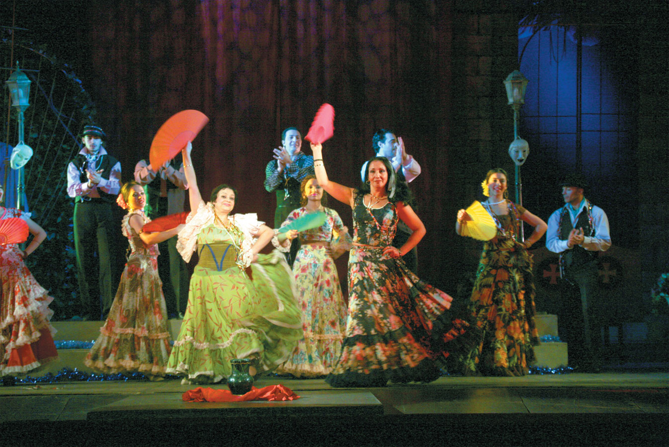 В театре «Ромэн» показали «Колдовскую любовь» по пьесе Гарсиа Лорки В театре «Ромэн» показали «Колдовскую любовь» по пьесе Гарсиа Лорки