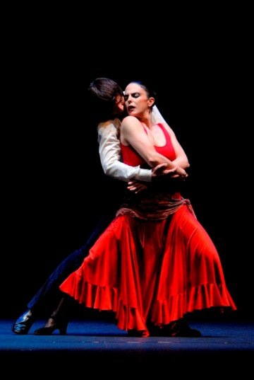 В Москве театр из Испании покажет «Кровавую свадьбу» Гарсиа Лорки В Москве театр из Испании покажет «Кровавую свадьбу» Гарсиа Лорки