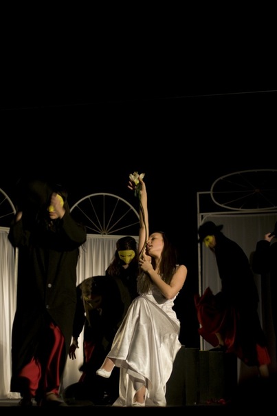 Омский театр в Венгрии и Италии покажет «Любовь Дона Перлимплина» по пьесе Гарсиа Лорки Омский театр в Венгрии и Италии покажет «Любовь Дона Перлимплина» по пьесе Гарсиа Лорки