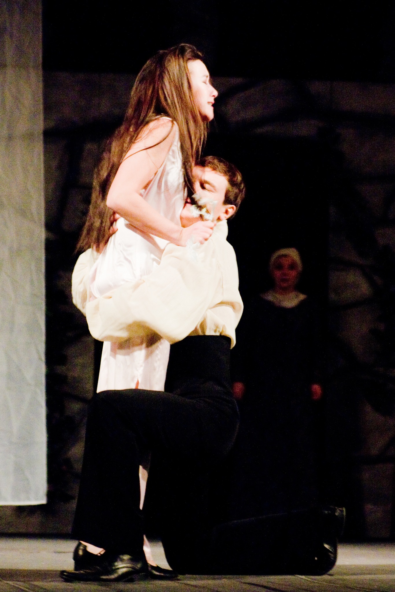 В Йошкар-Оле покажут спектакль «Кровавая свадьба» В Йошкар-Оле покажут спектакль «Кровавая свадьба»