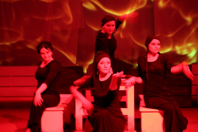 В Озерске состоится премьера спектакля «Дом Бернарды Альбы» по Гарсиа Лорке В Озерске состоится премьера спектакля «Дом Бернарды Альбы» по Гарсиа Лорке