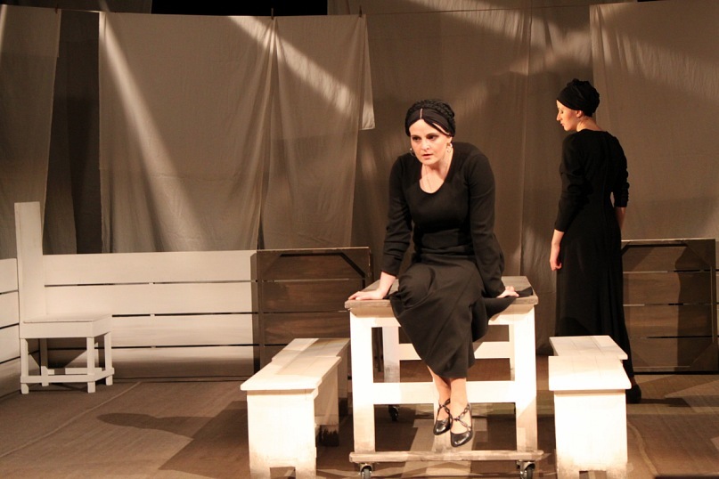 В Озерске состоится премьера спектакля «Дом Бернарды Альбы» по Гарсиа Лорке В Озерске состоится премьера спектакля «Дом Бернарды Альбы» по Гарсиа Лорке