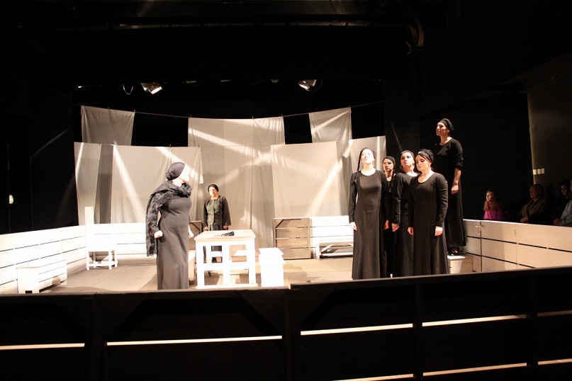 В Озерске состоится премьера спектакля «Дом Бернарды Альбы» по Гарсиа Лорке В Озерске состоится премьера спектакля «Дом Бернарды Альбы» по Гарсиа Лорке