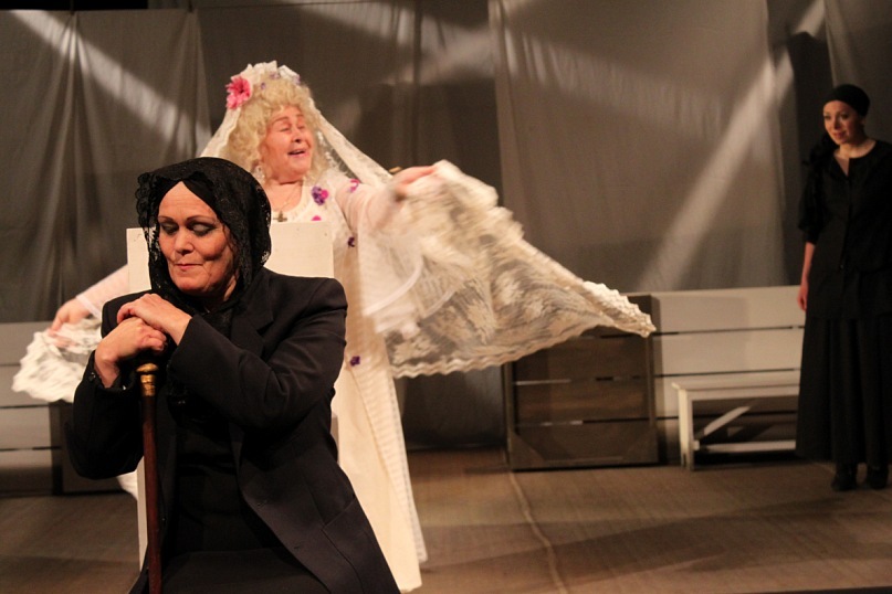 В Озерске состоится премьера спектакля «Дом Бернарды Альбы» по Гарсиа Лорке В Озерске состоится премьера спектакля «Дом Бернарды Альбы» по Гарсиа Лорке