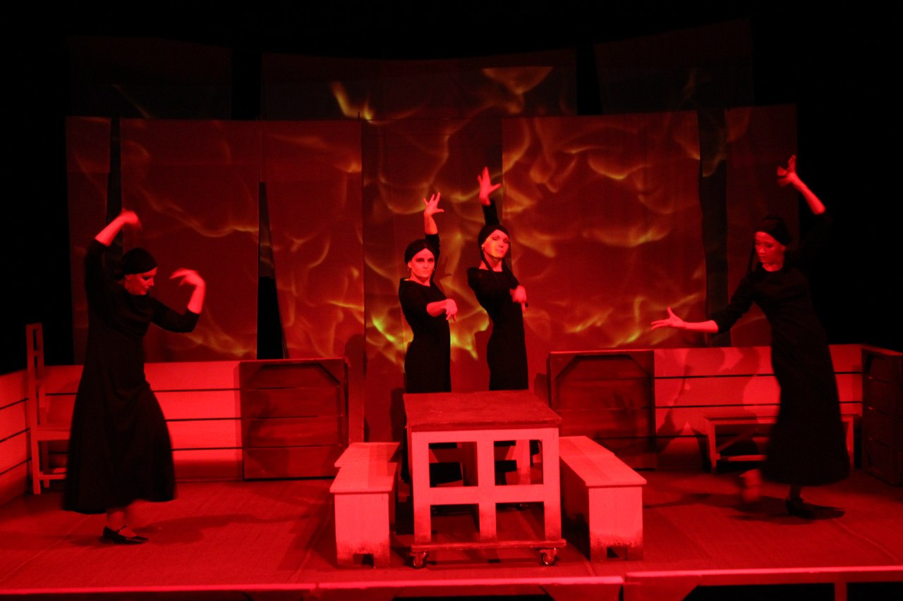 В Озерске состоится премьера спектакля «Дом Бернарды Альбы» по Гарсиа Лорке В Озерске состоится премьера спектакля «Дом Бернарды Альбы» по Гарсиа Лорке