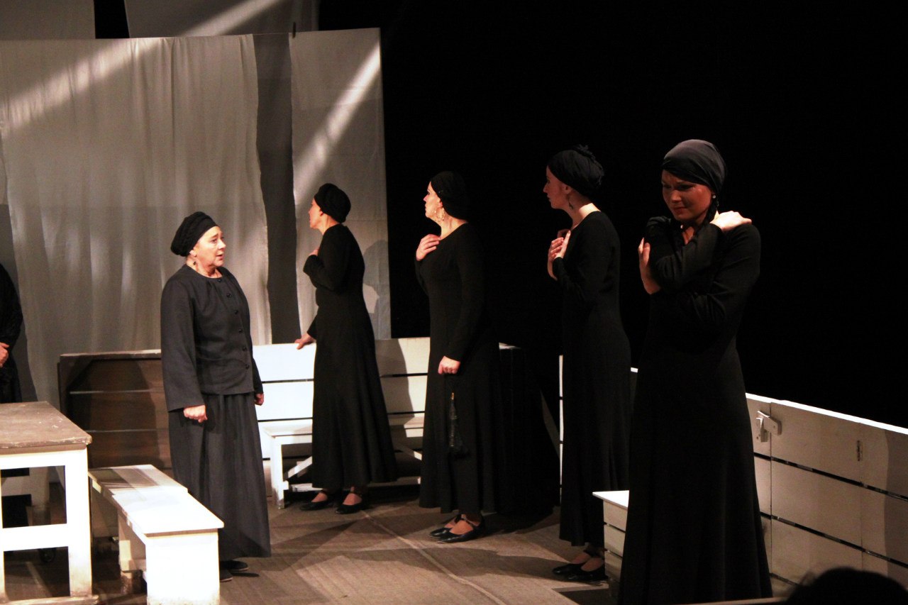 В Озерске состоится премьера спектакля «Дом Бернарды Альбы» по Гарсиа Лорке В Озерске состоится премьера спектакля «Дом Бернарды Альбы» по Гарсиа Лорке