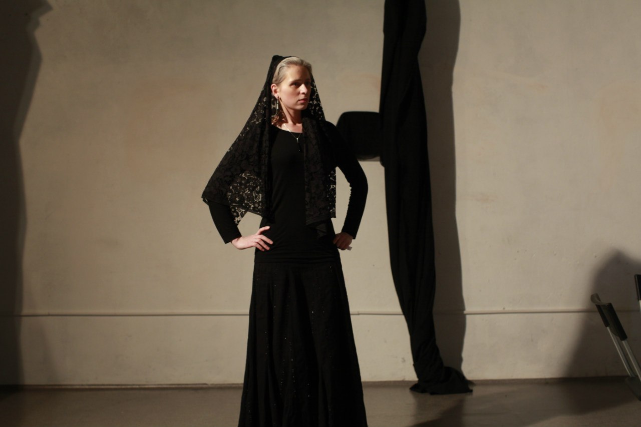 Театральный центр «Легкие люди» представил «Дом Бернарды Альбы» по Гарсиа Лорке Театральный центр «Легкие люди» представил «Дом Бернарды Альбы» по Гарсиа Лорке