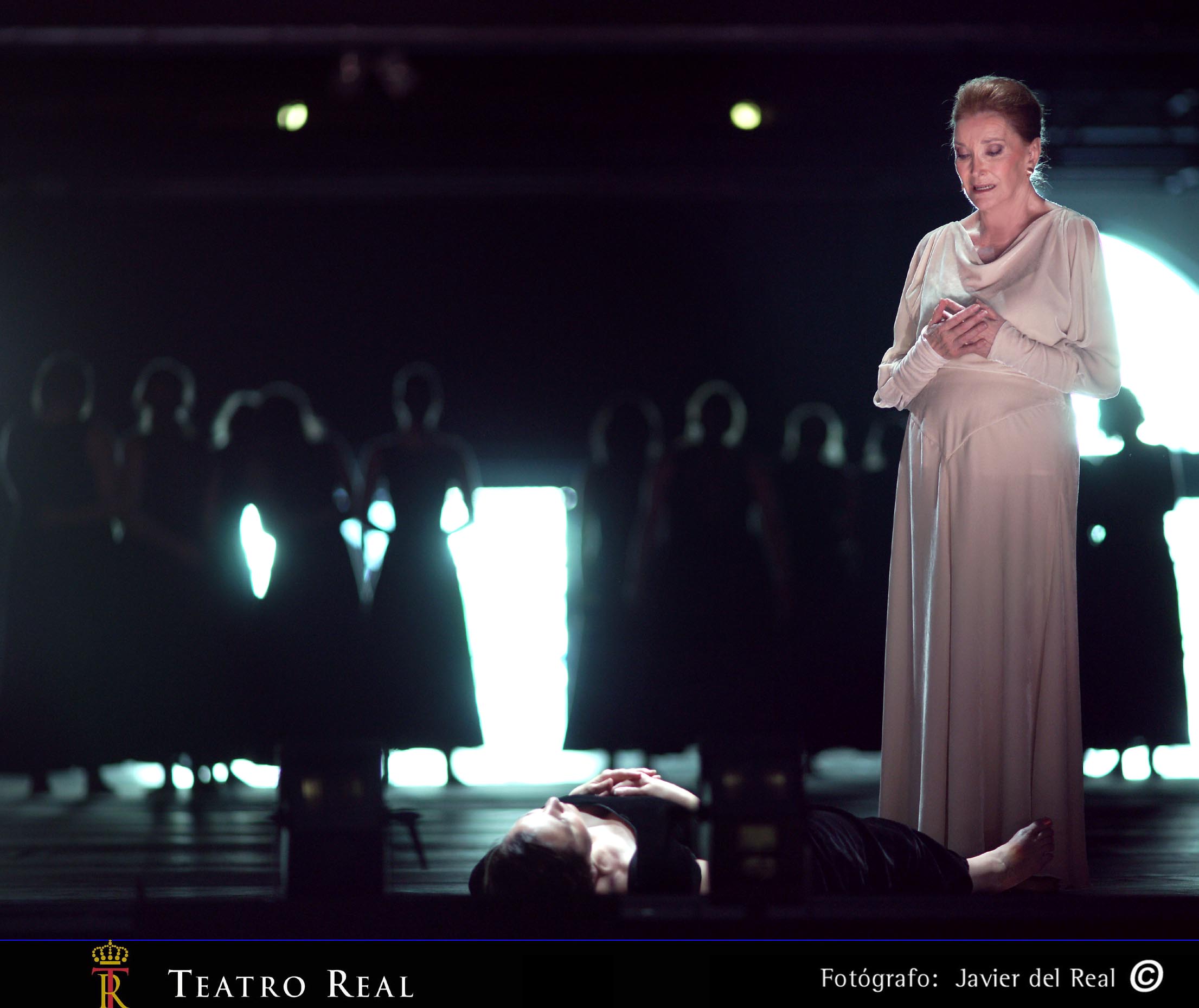 В Мадриде состоялась премьера оперы «Айнадамар» о Гарсиа Лорке В Мадриде состоялась премьера оперы «Айнадамар» о Гарсиа Лорке