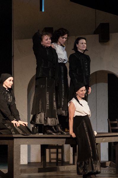 Премьера спектакля «Дом Бернарды Альбы» в Барнауле Премьера спектакля «Дом Бернарды Альбы» в Барнауле