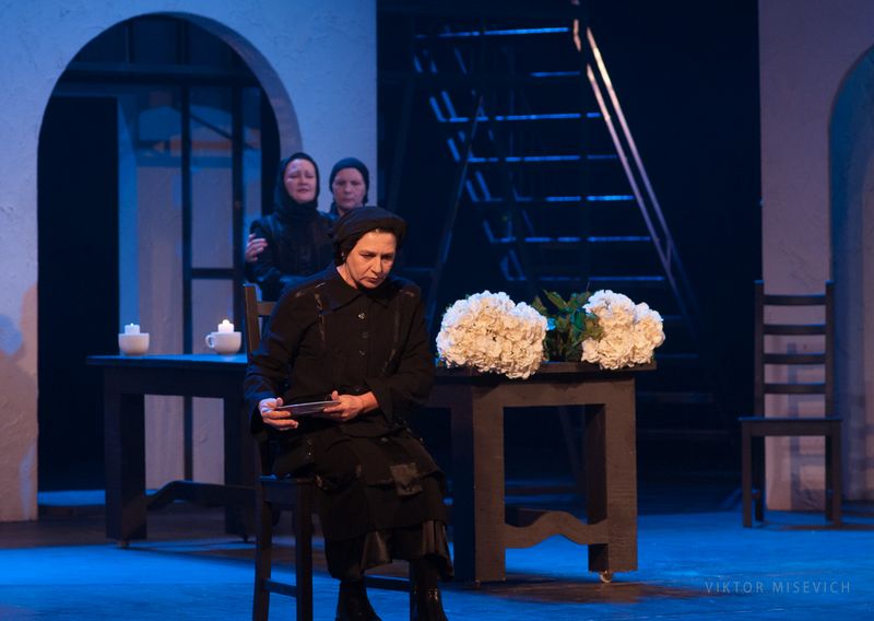 Премьера спектакля «Дом Бернарды Альбы» в Барнауле Премьера спектакля «Дом Бернарды Альбы» в Барнауле