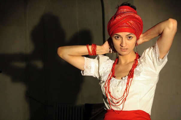 На фестивале «Монокль» в Петербурге покажут спектакль «Если дождь...» На фестивале «Монокль» в Петербурге покажут спектакль «Если дождь...»