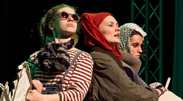 В «Эрарте» театр студия «Игрище» показал «Дом Бернарды Альбы» В «Эрарте» театр студия «Игрище» показал «Дом Бернарды Альбы»