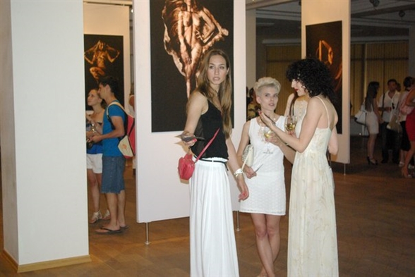 Фотовыставка Duende по мотивам лекции поэта Гарсиа Лорки в Самаре Фотовыставка Duende по мотивам лекции поэта Гарсиа Лорки в Самаре