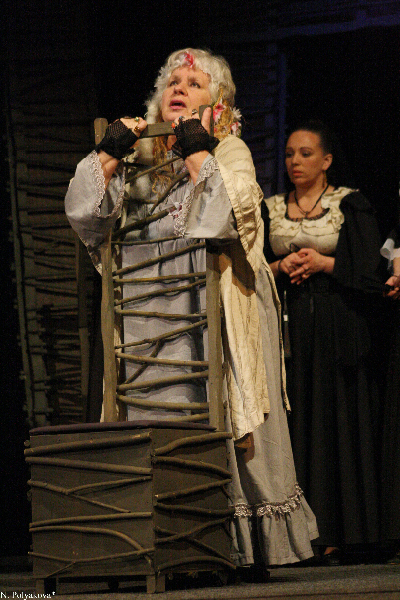 В Архангельской области покажут спектакль «Дом Бернарды Альбы» В Архангельской области покажут спектакль «Дом Бернарды Альбы»