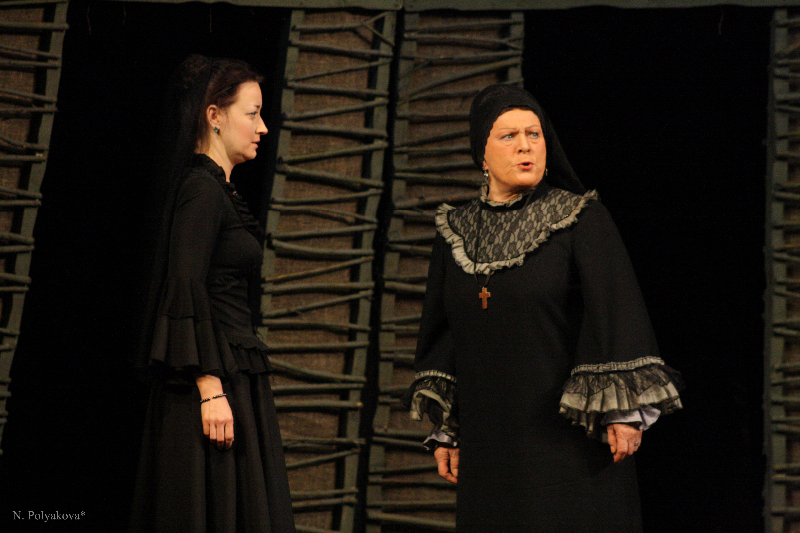 В Архангельской области покажут спектакль «Дом Бернарды Альбы» В Архангельской области покажут спектакль «Дом Бернарды Альбы»