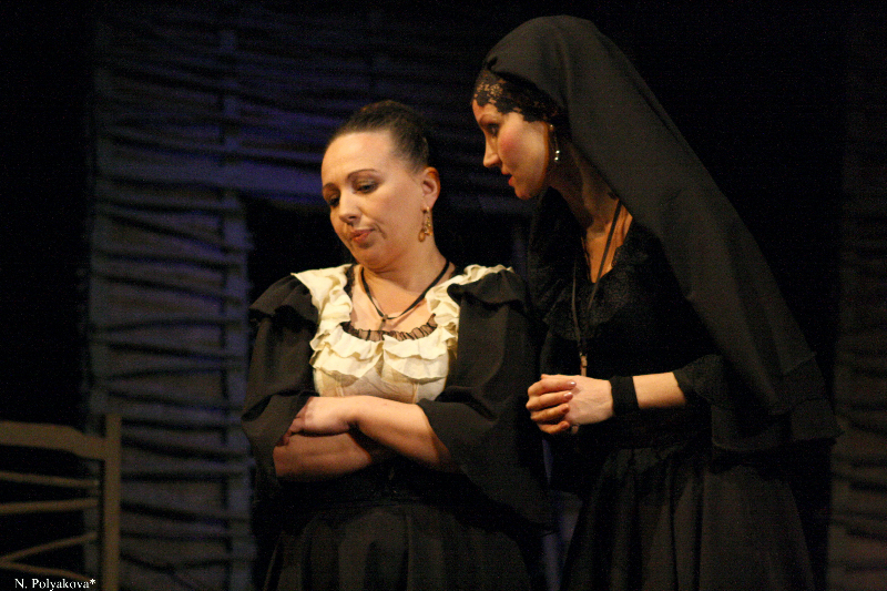 В Архангельской области покажут спектакль «Дом Бернарды Альбы» В Архангельской области покажут спектакль «Дом Бернарды Альбы»