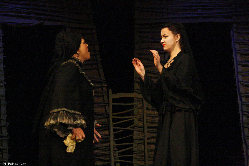 В Архангельской области покажут спектакль «Дом Бернарды Альбы» В Архангельской области покажут спектакль «Дом Бернарды Альбы»