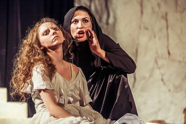 Питерский «А.V.Театр» представляет «Дом Бернарды Альбы» Питерский «А.V.Театр» представляет «Дом Бернарды Альбы»