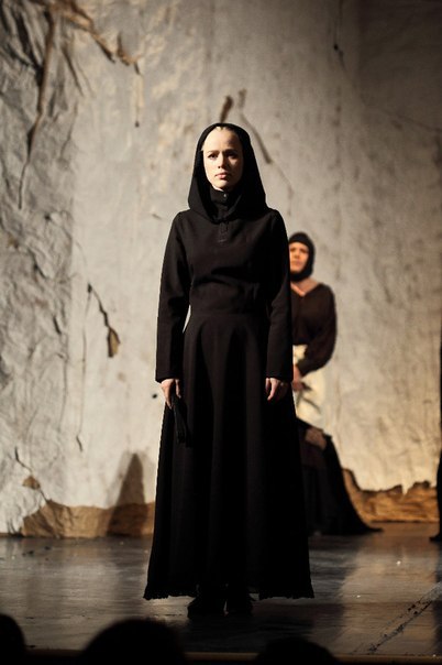 Питерский «А.V.Театр» представляет «Дом Бернарды Альбы» Питерский «А.V.Театр» представляет «Дом Бернарды Альбы»