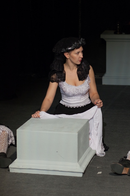 В Нижнем Новгороде поставят драму Гарсиа Лорки «Дом Бернарды Альбы» В Нижнем Новгороде поставят драму Гарсиа Лорки «Дом Бернарды Альбы»