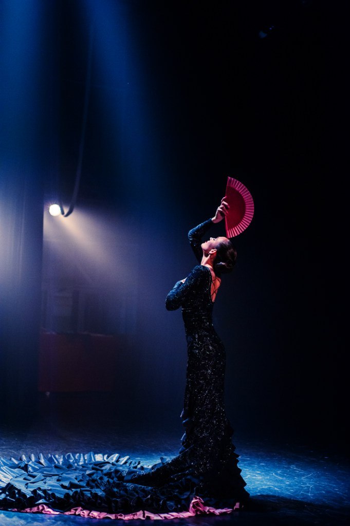 В Петербурге покажут спектакль фламенко «Черные звуки» по мотивам лекции Гарсиа Лорки В Петербурге покажут спектакль фламенко «Черные звуки» по мотивам лекции Гарсиа Лорки