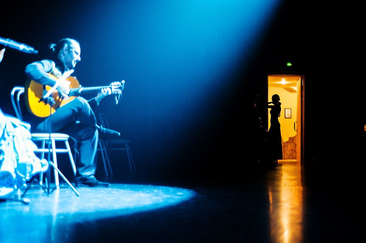 В Петербурге покажут спектакль фламенко «Черные звуки» по мотивам лекции Гарсиа Лорки В Петербурге покажут спектакль фламенко «Черные звуки» по мотивам лекции Гарсиа Лорки