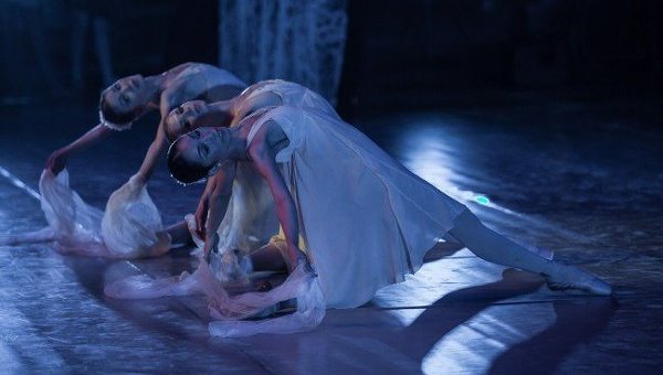 Премьера балета «Четырнадцатая» во Владивостоке Премьера балета «Четырнадцатая» во Владивостоке