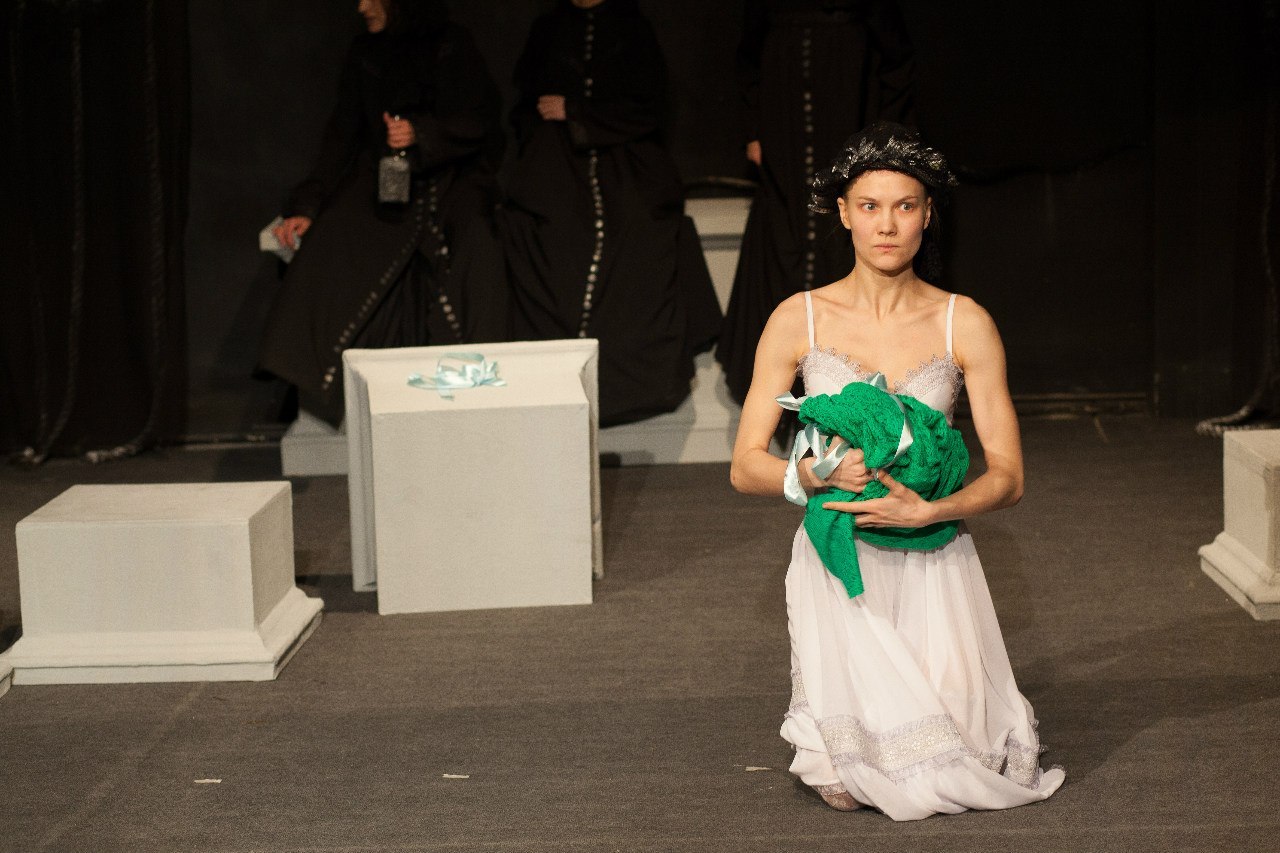 В Нижнем Новгороде состоится премьера «Дома Бернарды Альбы» В Нижнем Новгороде состоится премьера «Дома Бернарды Альбы»