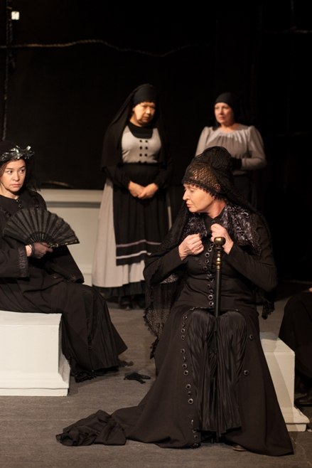 В Нижнем Новгороде состоится премьера «Дома Бернарды Альбы» В Нижнем Новгороде состоится премьера «Дома Бернарды Альбы»