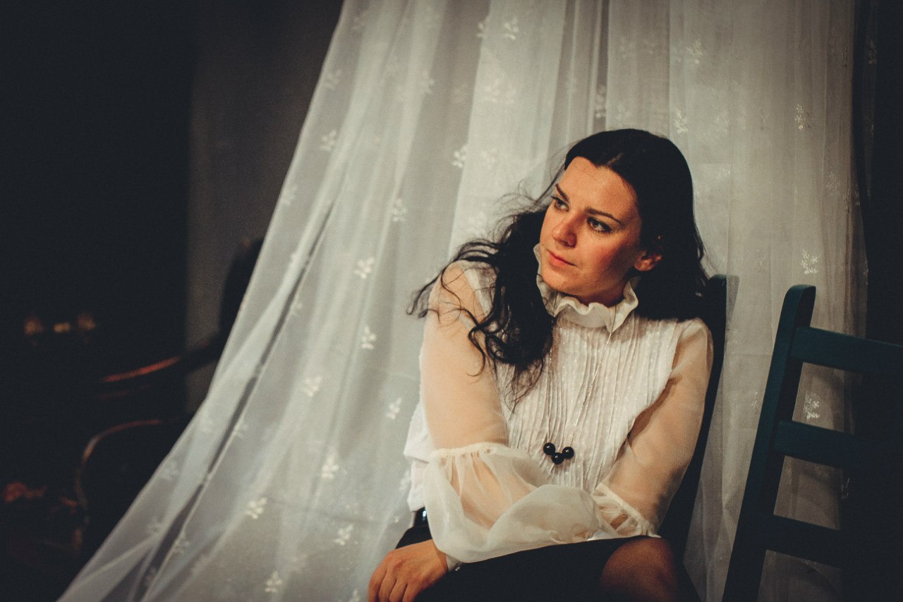 В Архангельске показали спектакль «Дом Бернарды Альбы» по пьесе Гарсиа Лорки В Архангельске показали спектакль «Дом Бернарды Альбы» по пьесе Гарсиа Лорки