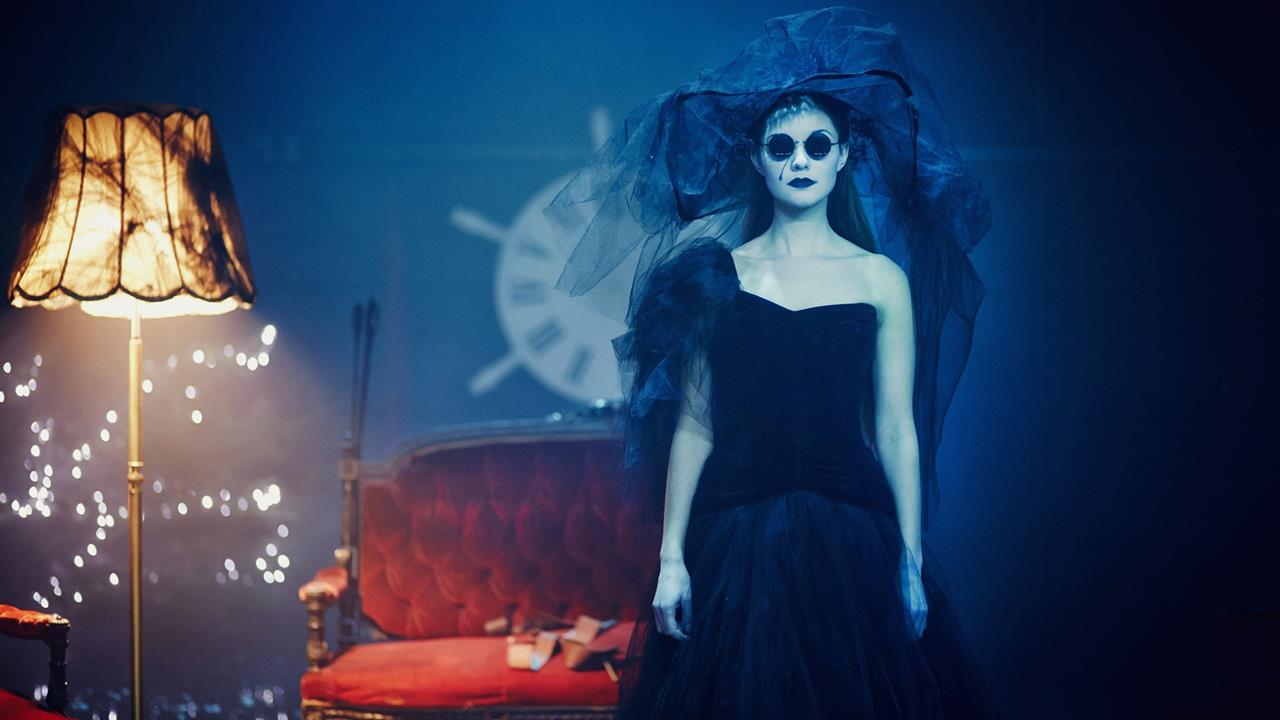 В Штутгарте состоялась премьера спектакля «Когда пройдет пять лет» В Штутгарте состоялась премьера спектакля «Когда пройдет пять лет»