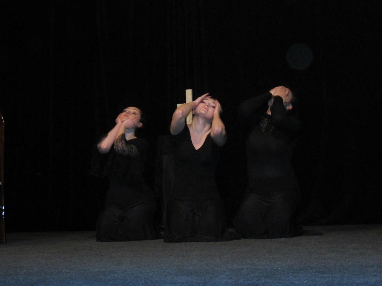 В Кременчуге покажут спектакль «Так принято у людей с достоинством» по пьесе Гарсиа Лорки В Кременчуге покажут спектакль «Так принято у людей с достоинством» по пьесе Гарсиа Лорки