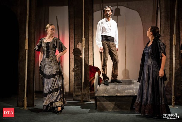 Спектакль Гарсиа Лорки «Йерма» в Алматы Спектакль Гарсиа Лорки «Йерма» в Алматы