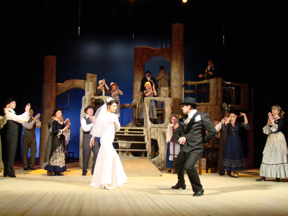 На сцене Кудымкарского театра покажут «Кровавую свадьбу» Гарсиа Лорки На сцене Кудымкарского театра покажут «Кровавую свадьбу» Гарсиа Лорки