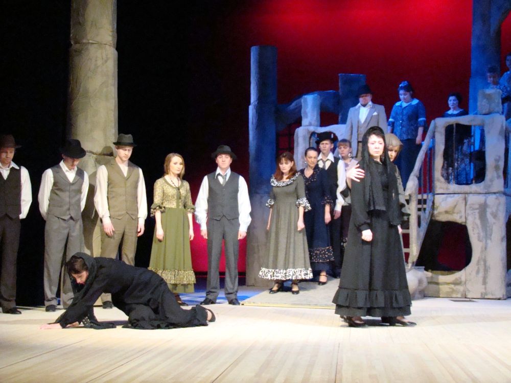 На сцене Кудымкарского театра покажут «Кровавую свадьбу» Гарсиа Лорки На сцене Кудымкарского театра покажут «Кровавую свадьбу» Гарсиа Лорки