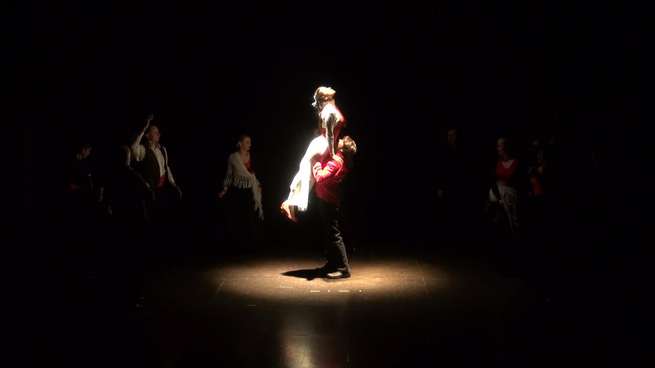 В театре «Алеко» в Петербурге покажут «Кровавую свадьбу» Гарсиа Лорки В театре «Алеко» в Петербурге покажут «Кровавую свадьбу» Гарсиа Лорки