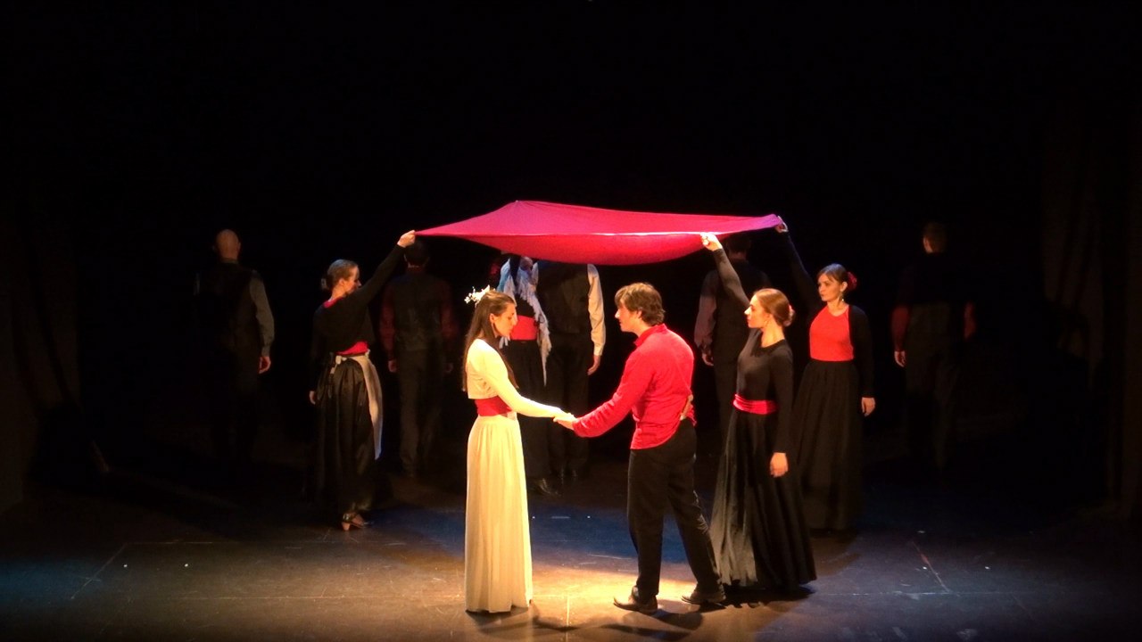 В театре «Алеко» в Петербурге покажут «Кровавую свадьбу» Гарсиа Лорки В театре «Алеко» в Петербурге покажут «Кровавую свадьбу» Гарсиа Лорки