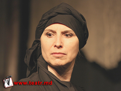 Премьера спектакля «Дом Бернарды Альбы» в Кишиневе Премьера спектакля «Дом Бернарды Альбы» в Кишиневе