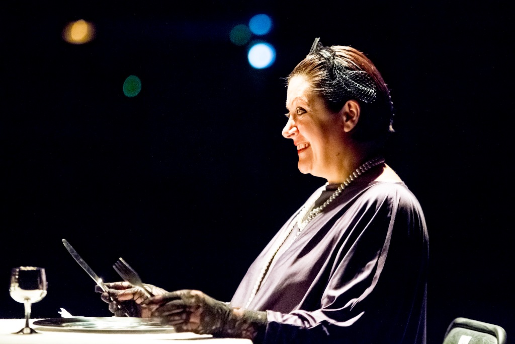 В Пскове пройдет спектакль по пьесе Гарсиа Лорки «Дом Бернарды Альбы» В Пскове пройдет спектакль по пьесе Гарсиа Лорки «Дом Бернарды Альбы»