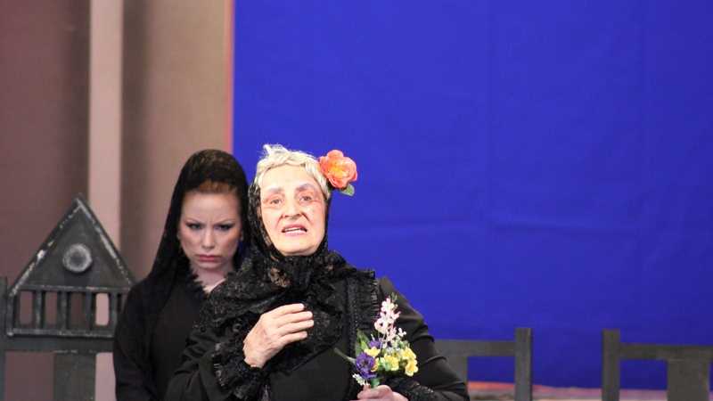 Аварский театр в Махачкале показал «Дом Бернарды Альбы» по Гарсиа Лорке Аварский театр в Махачкале показал «Дом Бернарды Альбы» по Гарсиа Лорке