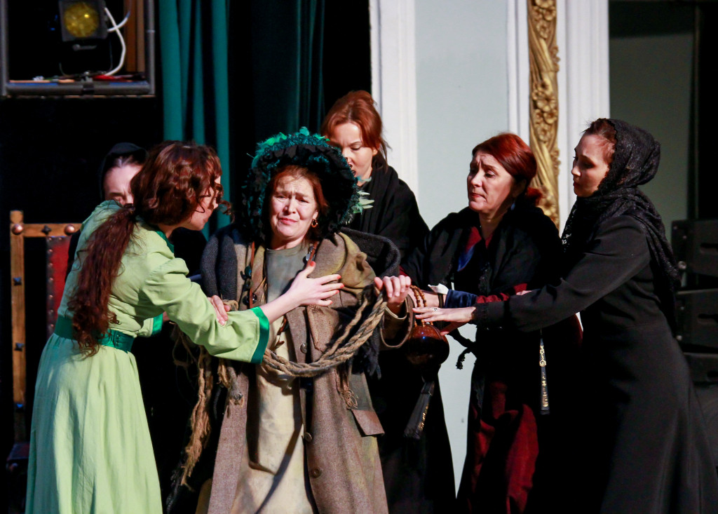 В казанском театре им. Тинчурина вновь покажут спектакль «Несбывшиеся мечты» по пьесе Гарсиа Лорки В казанском театре им. Тинчурина вновь покажут спектакль «Несбывшиеся мечты» по пьесе Гарсиа Лорки