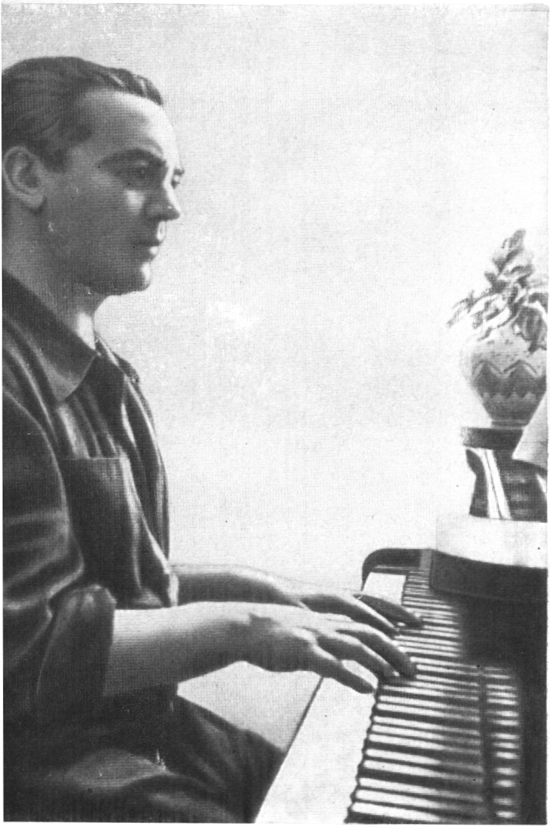 Федерико за пианино Федерико за пианино