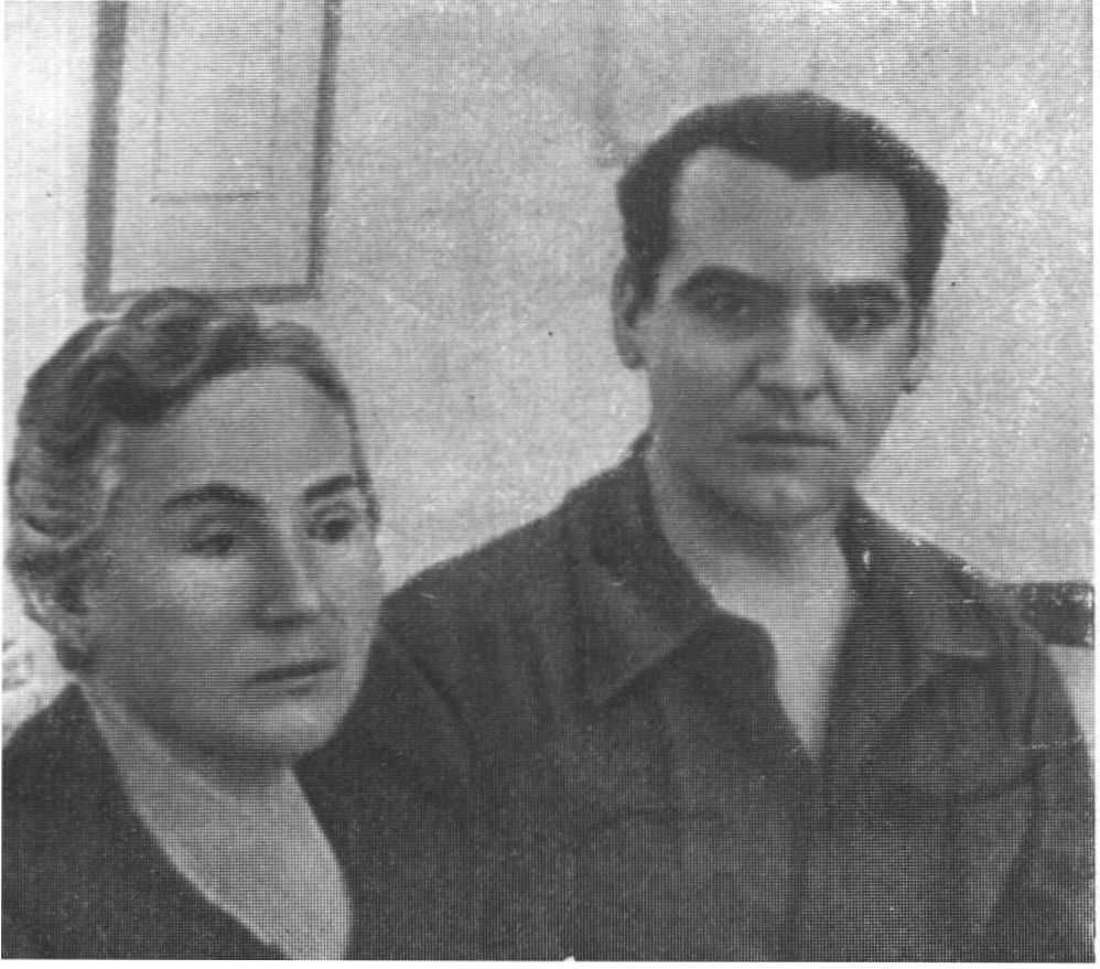 Федерико с матерью Федерико с матерью