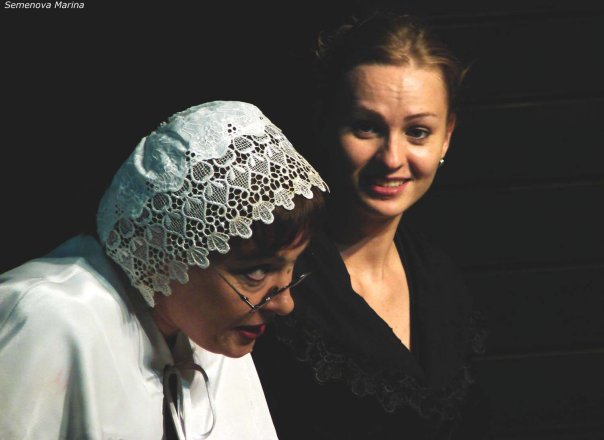 «Дом Бернарды Альбы» (Москва, 2002) «Дом Бернарды Альбы» (Москва, 2002)