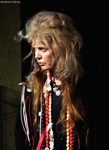 «Дом Бернарды Альбы» (Москва, 2002) «Дом Бернарды Альбы» (Москва, 2002)