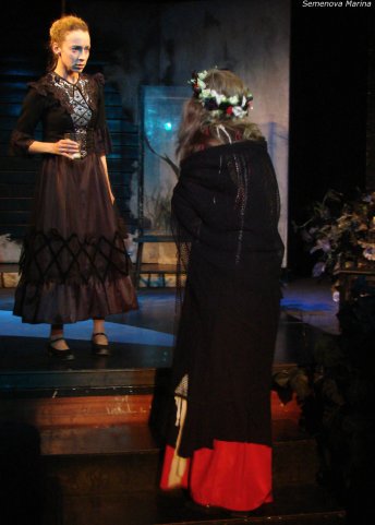 «Дом Бернарды Альбы» (Москва, 2002) «Дом Бернарды Альбы» (Москва, 2002)