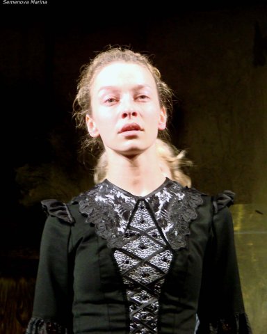 «Дом Бернарды Альбы» (Москва, 2002) «Дом Бернарды Альбы» (Москва, 2002)